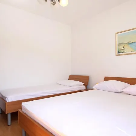 Apartment 9037c *